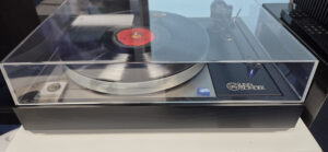 Rejuvenated 39 year old Linn LP12 